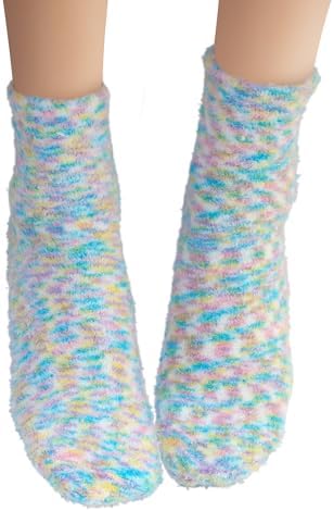 Earth Therapeutics Aloe Vera Socks – Infused w/Aloe Vera & Vitamin E – Helps Dry Feet, Calluses, Dead Skin – Use w/Lotion – Green/Confetti – 2 Pairs